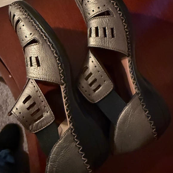 Remonte Womens Metallic Gray Leather Slip-on Shoes size 38 - Picture 4 of 6